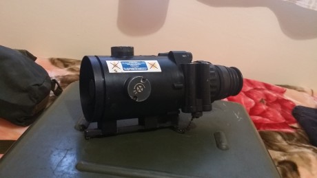 Busco EL VISOR NOCTURNO DE ENOSA O INDRA VNP009 Y  los manuales de los visores del cetme enosa F y el 51