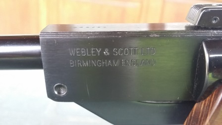 Vendo esta Webley Patriot 5.5 en buen estado tanto de metal como de madera. Tornillos de culata nuevos. 12
