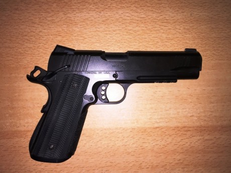Se VENDE esta magnífica pistola KIMBER WARRIOR en calibre .45 ACP.
Se trata de una pistola de armazón 01