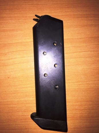 Se VENDE esta magnífica pistola KIMBER WARRIOR en calibre .45 ACP.
Se trata de una pistola de armazón 11