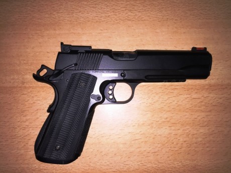 Se VENDE este magnífico KIT DE CONVERSIÓN, del fabricante NORINCO, del calibre 9 mm PB, para pistolas 11