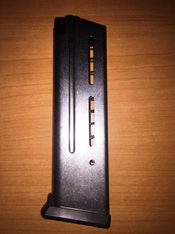 Se VENDE este magnífico KIT DE CONVERSIÓN, del fabricante NORINCO, del calibre 9 mm PB, para pistolas 20