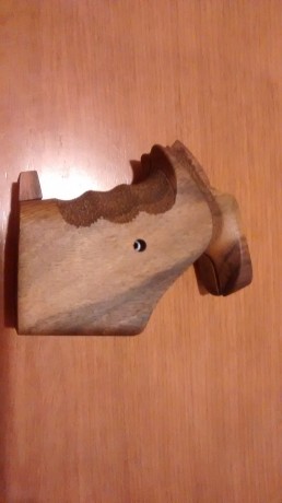 Vendo unas cachas Nill Griffe anatómicas para revolver Smith & Wesson, tipo square butt, de talla 30