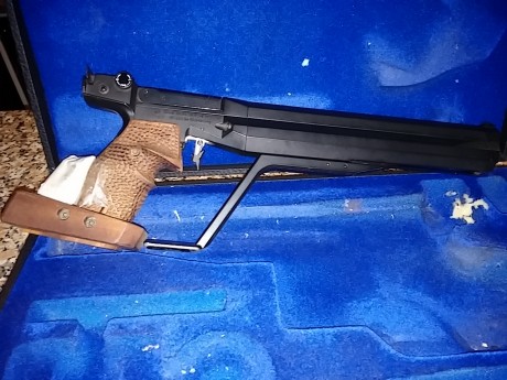 Hola foristas buenos dias, soy sinai y estoy interesado en una pistola de aire Feinwerkbau mod.100,si 152
