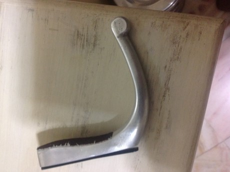 Pues he adquirido una carabina Anschutz de segunda mano para utilizarla en F Class .
Trae una serie de 21