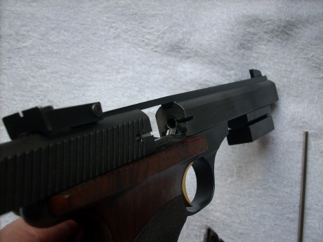 Hola foreros, por cierre campo tiro álaga, vendo mi pistola  FN-BOWNING, modelo internacional, muy buena 00