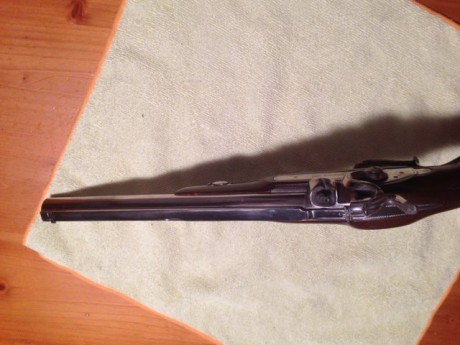 Se vende pistola de duelo F. Rochatte Paris de avancarga calibre 44 guiada con licencia AE. En excelente 00