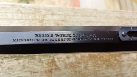 Vendo este magnifico rifle Henry 1860 Uberti, difícil de conseguir, en calibre 44/40  tan solo ha disparado 01
