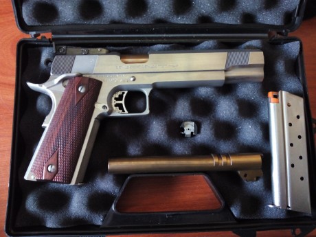 Infinity Scepter con calibre 9mm parab. Como calibre adicional y 38 súper auto como original.
Cargador 11