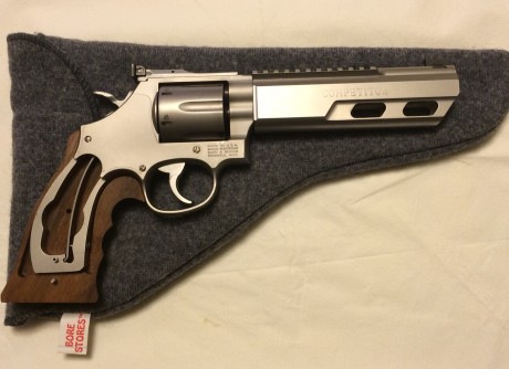 Vendo unas cachas Nill Griffe anatómicas para revolver Smith & Wesson, tipo square butt, de talla 120