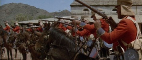Compañeros,

En vista de las ganas de algunos (Elcafe, Wilcow, Vrakk, etc) por adivinar armas de películas 120