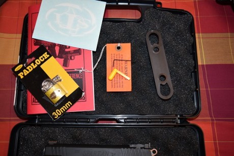 Hola a todos.
 Vendo mi STI Spartan 5"calibre 9 mm y comprada nueva por mí en marzo del año pasado 12