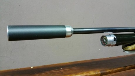   Vendo HW100 T del 4,5  
Esta preparada tanto para FT como para HFT.
La culata es de nogal con picados 01