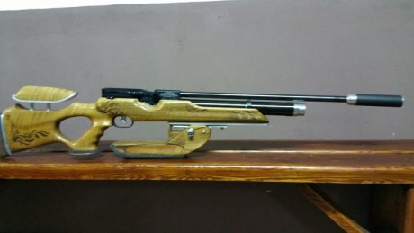   Vendo HW100 T del 4,5  
Esta preparada tanto para FT como para HFT.
La culata es de nogal con picados 10