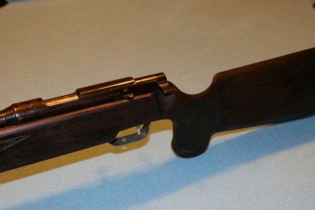 Precisa carabina anschutz con cañon match y acción 54 perfecta para tendido y fclass con madera lijada 00