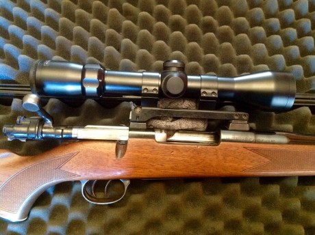 Escopeta de corredera 12/76 recamara magnum, con acabado parkerizado anticorrosion, cargador de 8+1,sin 71