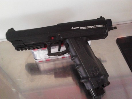 Hola vendo esta pistola de paintball de la marca tiberius arms, es la referencia en construccion y calidad, 02