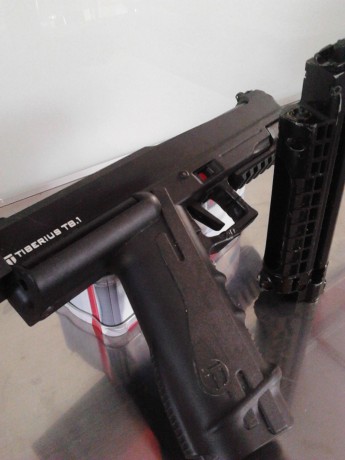 Hola vendo esta pistola de paintball de la marca tiberius arms, es la referencia en construccion y calidad, 01