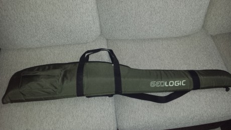 Hola a todos.

Vendo carabina Gamo CFX cal. 4, 5 semi nueva. Todas las ventajas de tener cañón fijo y 00