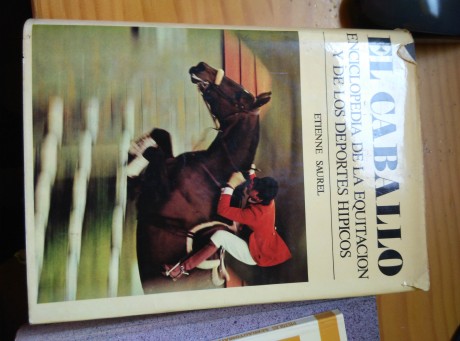 Sigo vaciando mi libreria
A la Venta un lote de libros de temática Hípica y de Caza 

CAZA
El Libro de 02