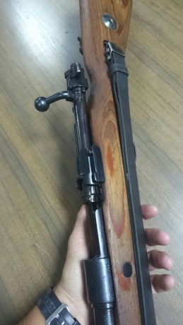 Un compañero me ha pedido que le publique este anuncio,
Se vende o se cambia este k98 yugoslavo en unas 32