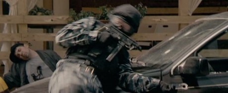 Compañeros,

En vista de las ganas de algunos (Elcafe, Wilcow, Vrakk, etc) por adivinar armas de películas 50