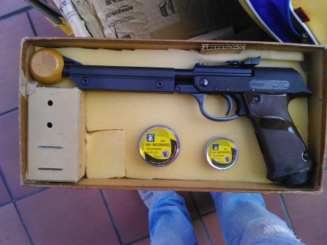 Que tal.

Se vende Walther LP-53 en muy buen estado de conservación. Estado de 9,5/10, lo cual para una 00