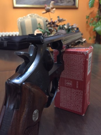 hola vendo este maravilloso revolver Smith & Wesson K14 38 special, excelente por su precision y su 10