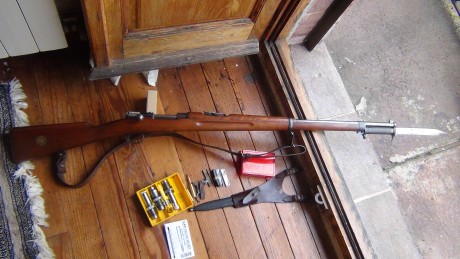 Buenas vendo Carl Gustaf de 1905 en perfecto estado de funcionamiento ,con correa original y todas sus 81
