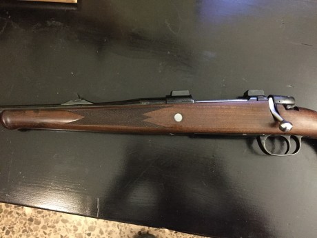Bueno días, tengo la oportunidad de adquirir un rifle heyn sr-20 en 338 de segunda mano ,desconozco las 20