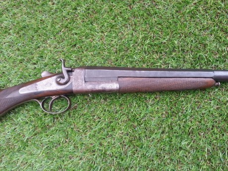 Hola, a todos, tengo un amigo que tiene está escopeta heredada y no sabe apenas sobre el arma, es una 31