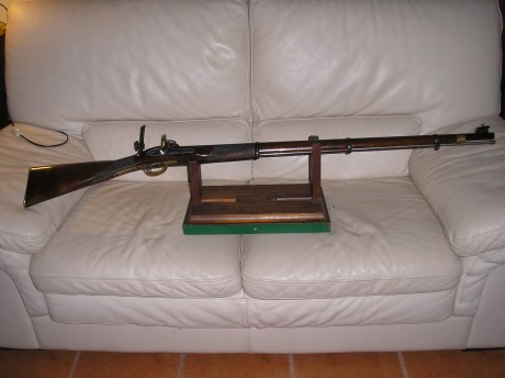 Vendo P.H. estriado Withworth fabricación inglesa, cañón de 90 cms de largo, dióptero y túnel de fabricación 00