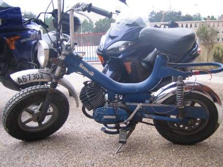 Hola buenas tardes, cambio una Moto Benelli modelo Magnum V3, funciona y tiene papeles aunque esta dada 01
