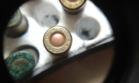 Hola pido vuestra experta opinión sobre unas balas que no se identificar ni que armas las utilizaban . 10