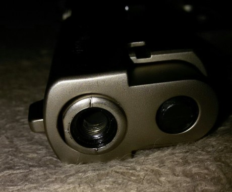   Hola chic@s!

Pongo a la venta esta preciosa pistola detonadora/fogueo alemana clásica, modelo descatalogado 20