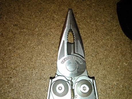 Hola pues eso vendo una leatherman surge sin uso solo abierta y visto los accesorios pero sin ninguna 01