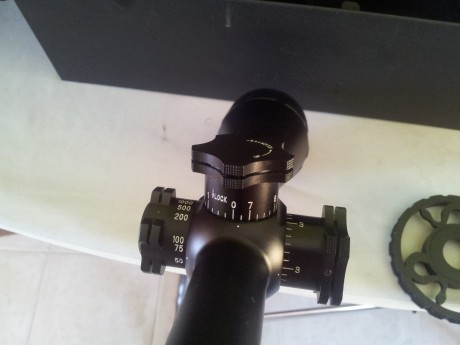 vendo este visor bsa con reticula iluminada con protector de lentes se a usado muy poco viene en una caja 00