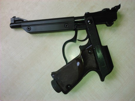 Que tal.

Se vende Walther LP-53 en muy buen estado de conservación. Estado de 9,5/10, lo cual para una 30