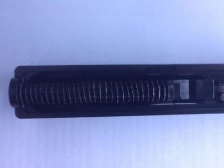Lo dicho, vendo Glock 19 3G en muy buen estado. La venta incluye pistola, 2 cargadores, maletín original, 81