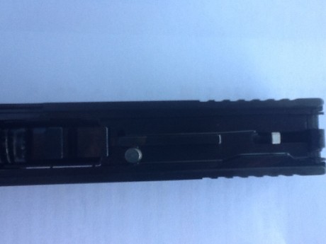 Lo dicho, vendo Glock 19 3G en muy buen estado. La venta incluye pistola, 2 cargadores, maletín original, 80