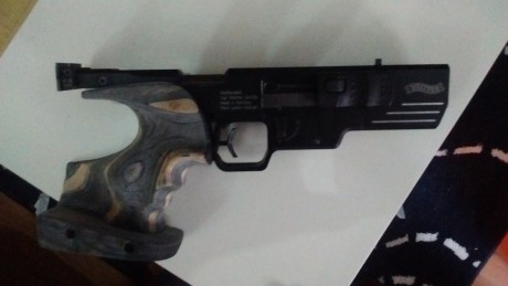 Buenas, vendo mi Walther SSP, el arma esta en buenas condiciones, y tira de maravilla. La entrego con 01