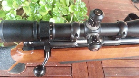 Vendo rifle Anschütz 1742 en cal. 222 Rem.  con visor Nilon Monarch  UCC 6,5-20 x 44 muy luminoso ajuste 11