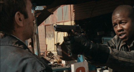 Compañeros,

En vista de las ganas de algunos (Elcafe, Wilcow, Vrakk, etc) por adivinar armas de películas 10
