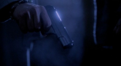 Compañeros,

En vista de las ganas de algunos (Elcafe, Wilcow, Vrakk, etc) por adivinar armas de películas 100