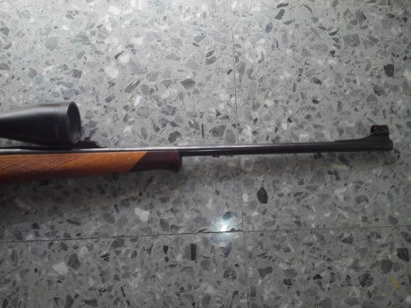 Vendo  un rifle Voere (mod. 2165), calibre 30, 06, cañón de 60cm. , monturas Warne Máxima desmontables, 01