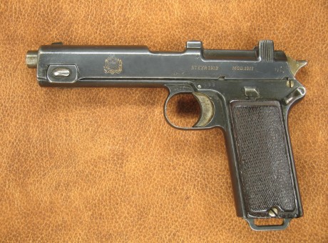 .
.
Preciosa. Pavón al 70%. Mecaniza perfectamente.

Certificado nominal Guardia Civil. Inutilización 00