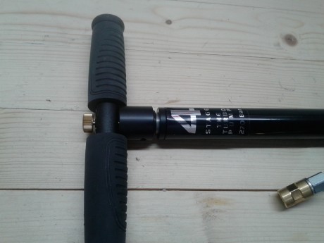 Vendo bomba FXhandpump 4 tiempos. Nueva solo probada, no tiene ni cien bombazos. 170 euros puesta en casa 32