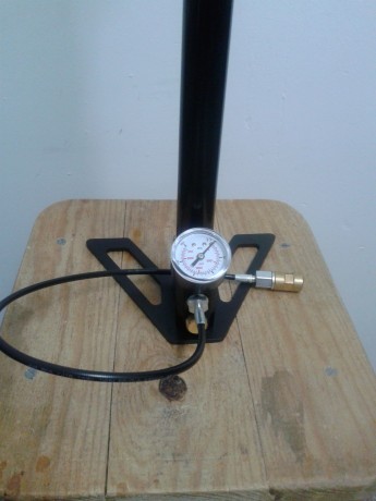 Vendo bomba FXhandpump 4 tiempos. Nueva solo probada, no tiene ni cien bombazos. 170 euros puesta en casa 40