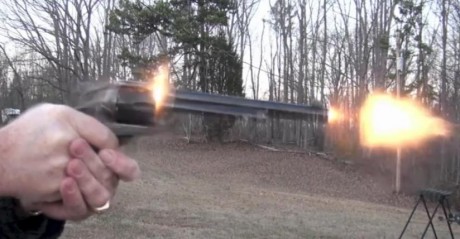 Ayer estuve tirando con un colt y con un remington los dos calibre 44 en el remington cuando disparas 10