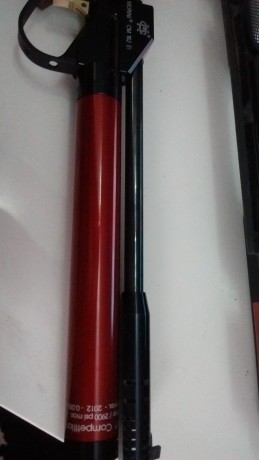 Buenas, vendo mi morini electronica, como podeis ver en las fotos tiene dos bombonas. Esta pistola tiene 121